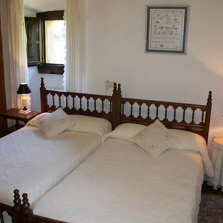 Casona De Trevino Guest House Cosgaya Exterior photo